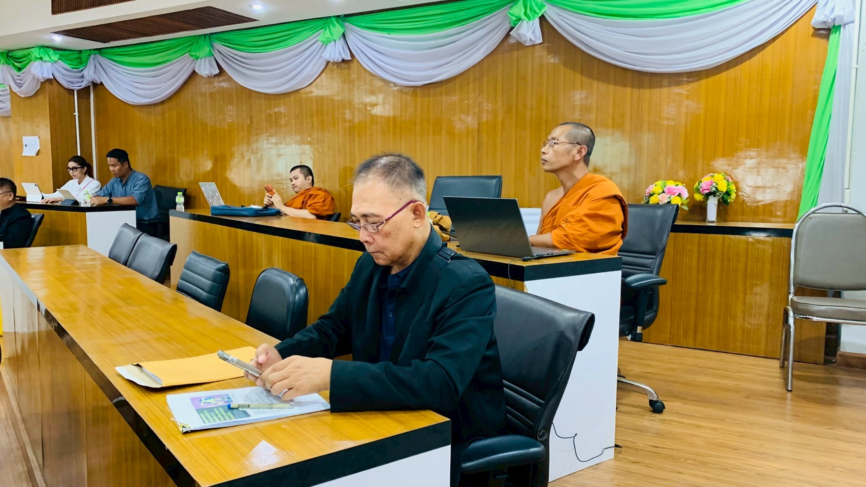 ฟังบรรยายพิเศษ หัวข้อ "การประยุกต์ใช้ AI เพื่องานวิจัย" - รูปภาพ 11